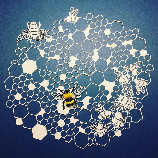 Bumble bee & hive ( order only)