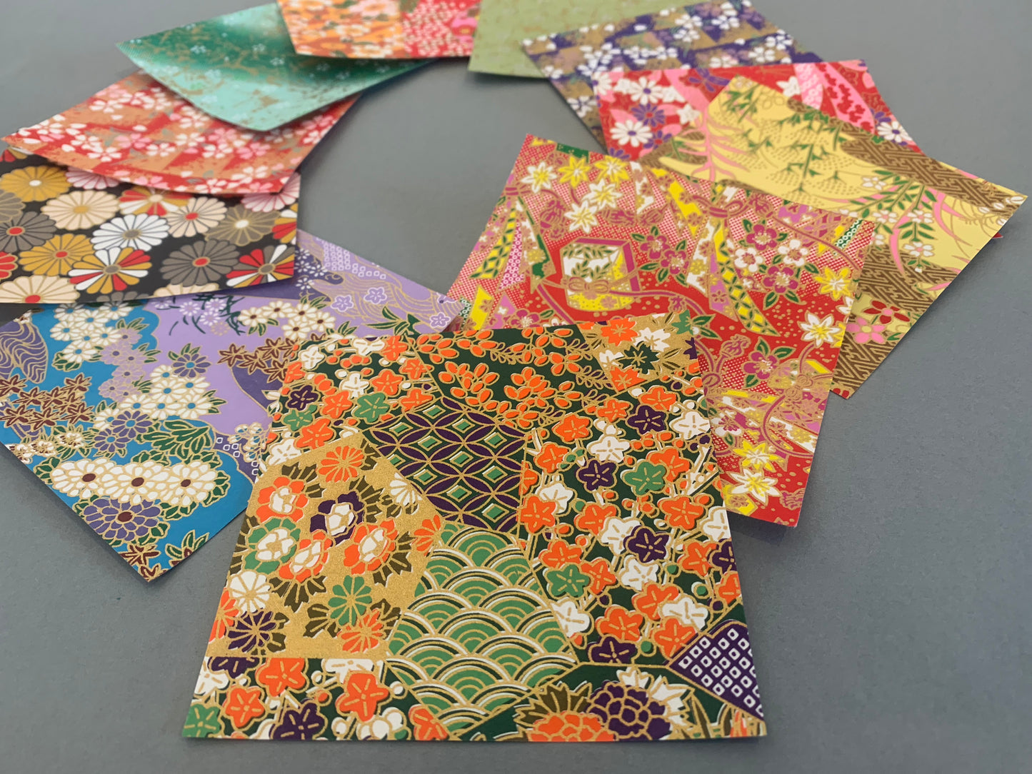 Chiyogami paper (10x10cm